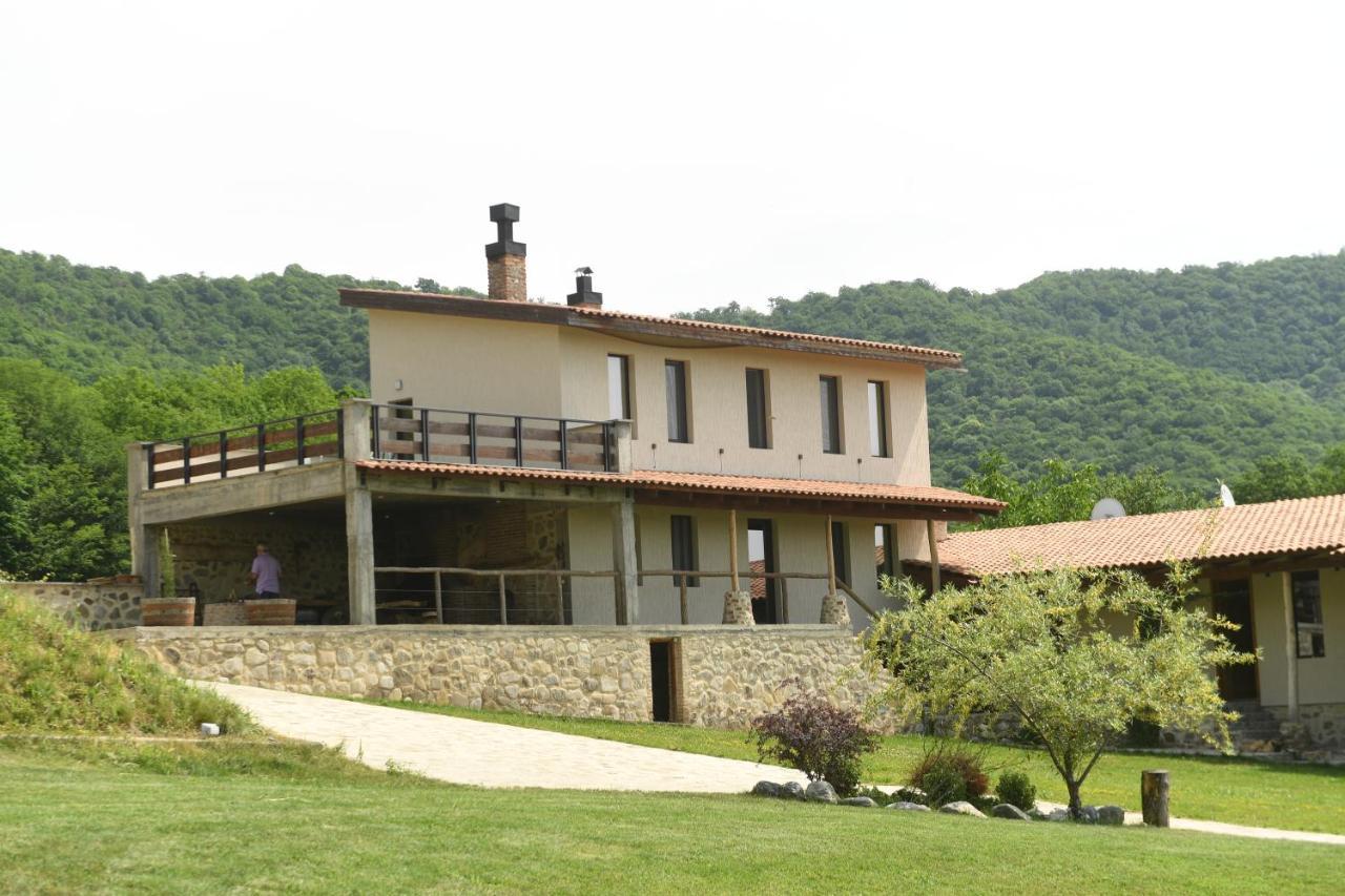 Babaneuris Marani Hotel Exterior photo