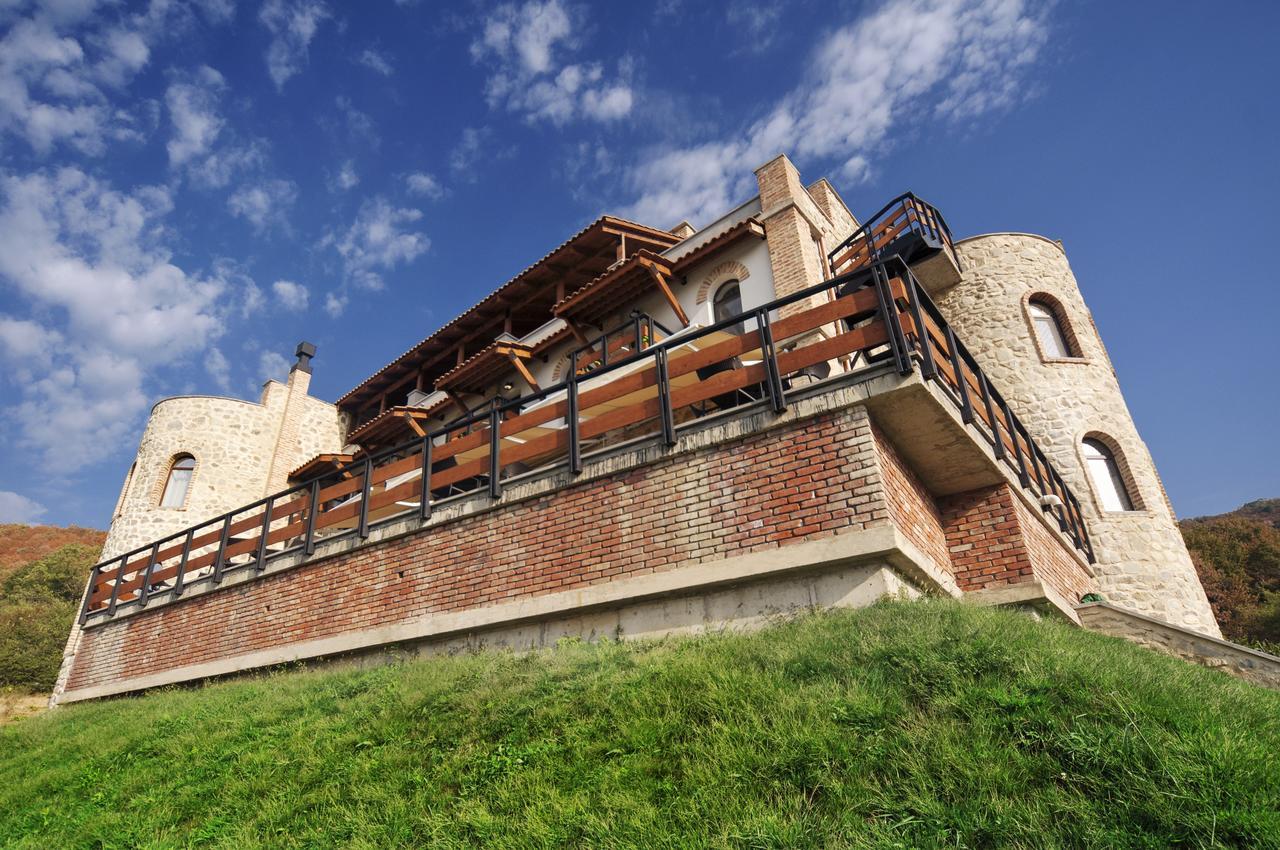Babaneuris Marani Hotel Exterior photo
