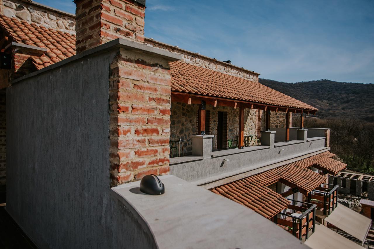 Babaneuris Marani Hotel Exterior photo